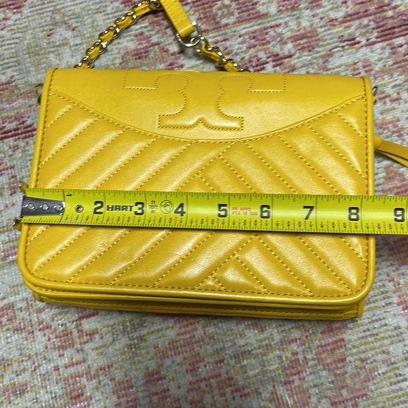 NWOT Tory Burch Alexa Lambskin bag - Picture 7 of 11